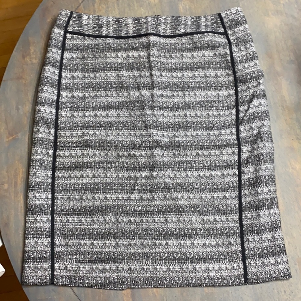 Liz Claiborne size 10 skirt
